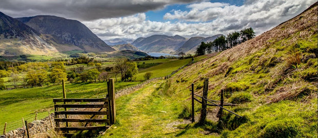 Vale of Lorton from path up Low Fell (www.andrewswalks.co.uk)